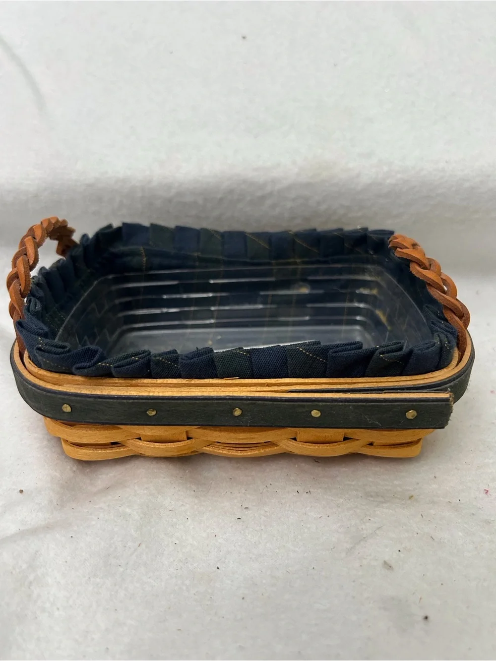 Longaberger 2002 Collectors Club Renewal Basket